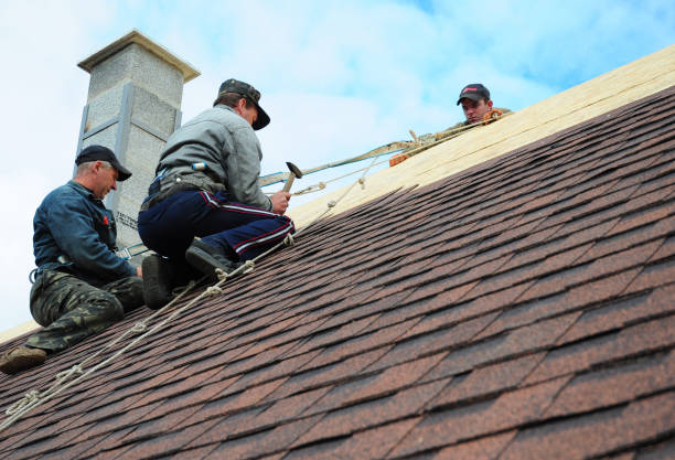 Best Flat Roof Repair Services  in Redgranite, WI